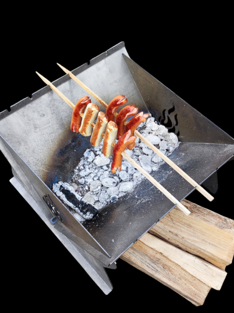 Feuerschale mit Grillfunktion aus Cortenstahl